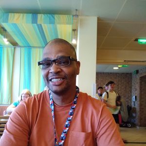 Meet your Posher, Vernon